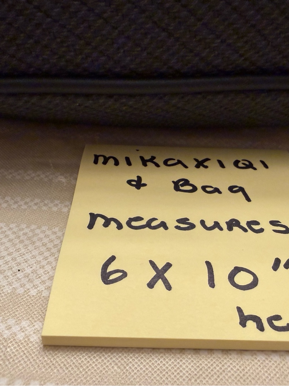 Mikaxiqi crossbody, black purse, measuring 6 x 10“ - Picture 3 of 6